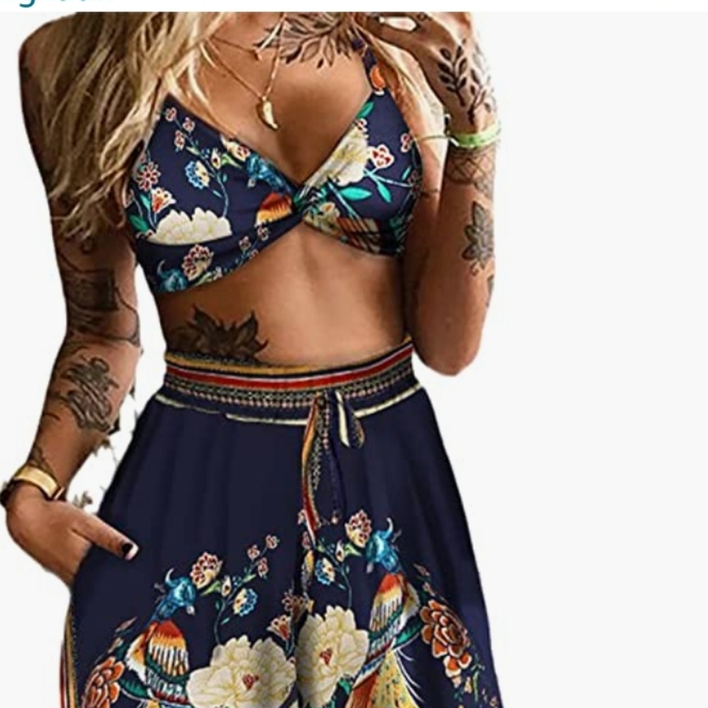 🌞Crop Top & Pants Set. Blue with Peacocks.🌞